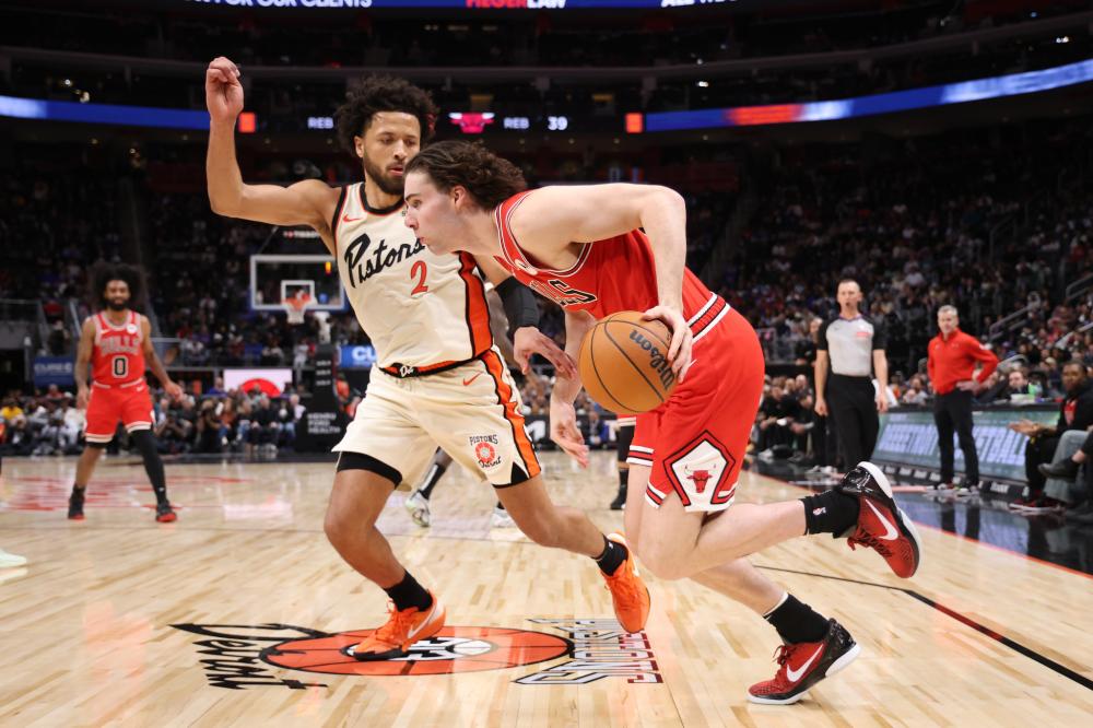 表现同样出 表现同样出