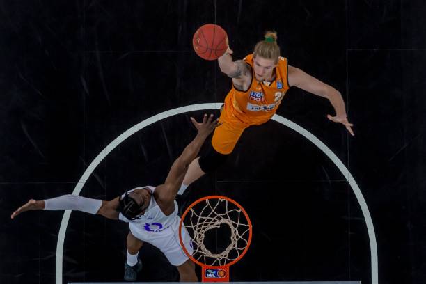 一定程度上 一定程度上