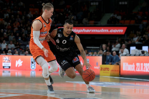 姆巴佩的自 姆巴佩的自